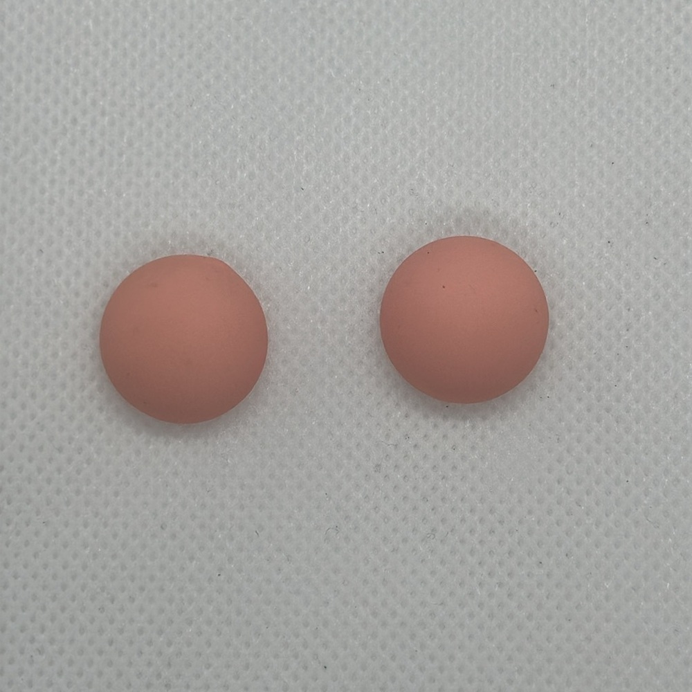 Mauve Velvet Retro Button Stud Earrings".